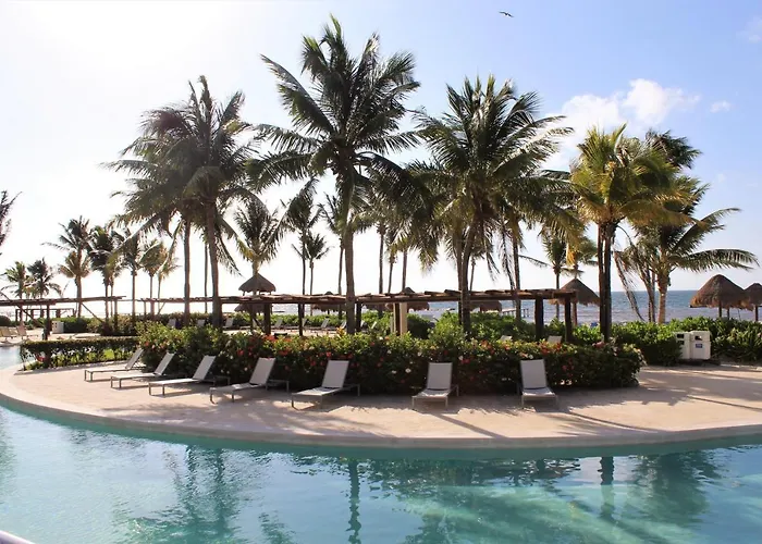 Bluebay Grand Esmeralda Resort El Marlyn Azul