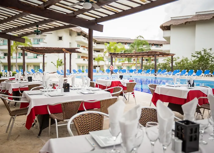 Resort Bluebay Grand Esmeralda 5*