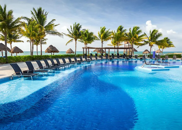 Bluebay Grand Esmeralda Resort