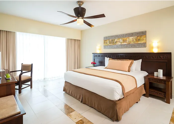 Bluebay Grand Esmeralda Resort El Marlyn Azul