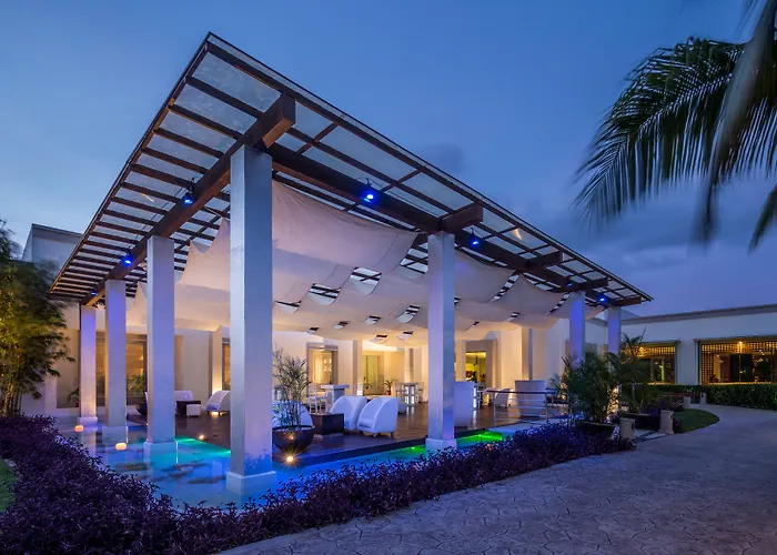 Bluebay Grand Esmeralda 5* El Marlyn Azul