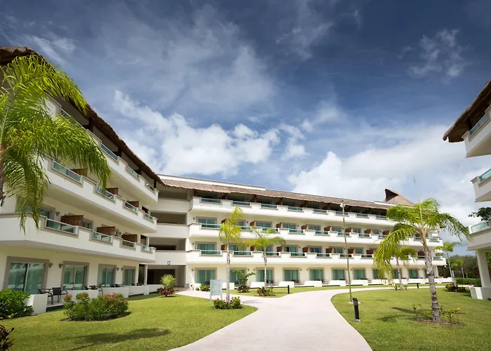 Bluebay Grand Esmeralda