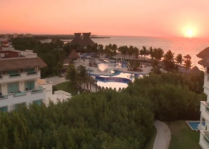 Resort Bluebay Grand Esmeralda