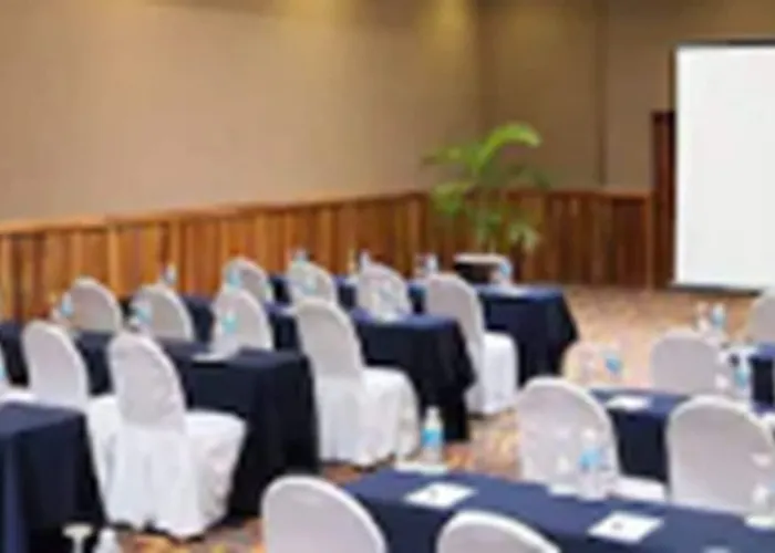 Bluebay Grand Esmeralda Resort
