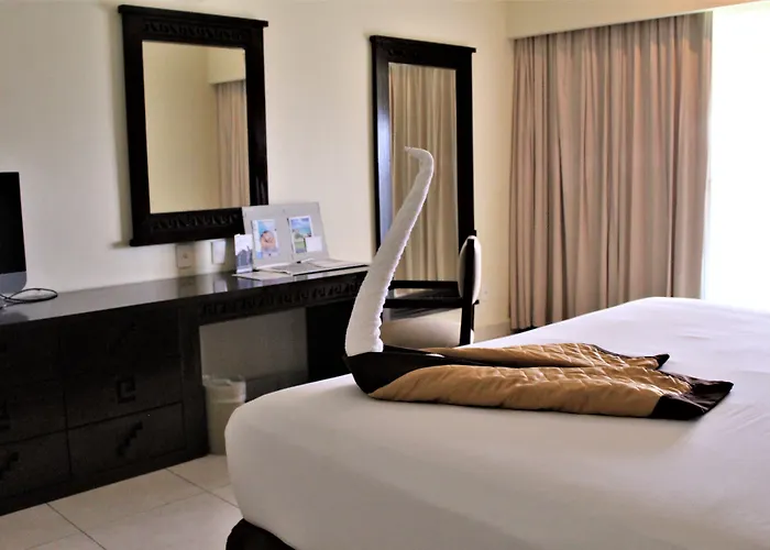 Resort Bluebay Grand Esmeralda El Marlyn Azul